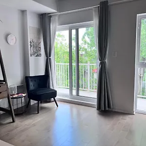 1 Min To Metro, New Condo, Lovely Cozy Studio Appartement